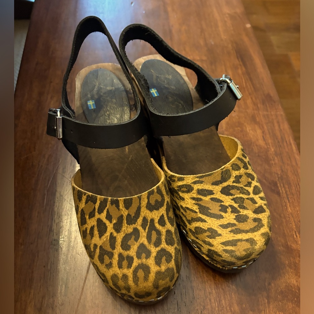 Lottaftom Stockholm Wooden Clogs High Wood Leopard with Black Dark Heel 38 7 8